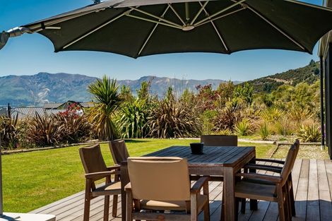 Photo of property in 19 Glenaray Crescent, Wanaka, 9305