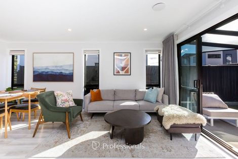 Photo of property in 7 La Mer Lane, Wallaceville, Upper Hutt, 5018