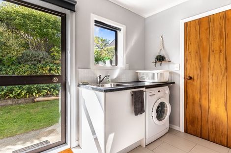 Photo of property in 21a Winara Avenue, Waikanae, 5036