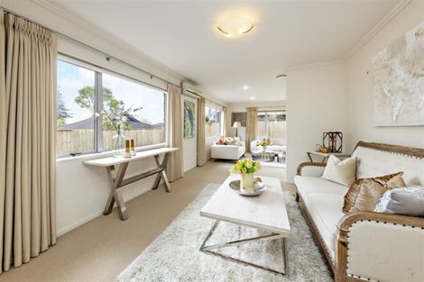 Photo of property in 15 William Woods Court, Flat Bush, Auckland, 2016
