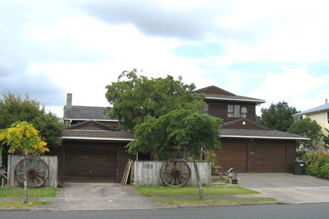 Photo of property in 199 Luckens Road, West Harbour, Auckland, 0618