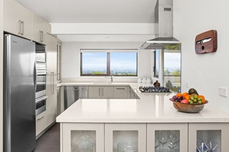 Photo of property in 37 Hikanui Drive, Havelock North, 4130