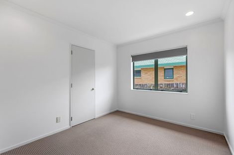 Photo of property in 5 Burnt Oak Drive, Pyes Pa, Tauranga, 3112