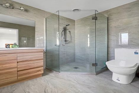 Photo of property in 3 Ringi Lane, Orewa, 0931