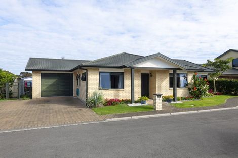Photo of property in 4 Coulston Place, Riverdale, Gisborne, 4010