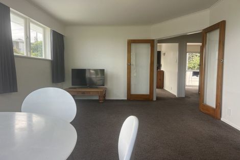 Photo of property in 17 Seatoun Heights Road, Miramar, Wellington, 6022