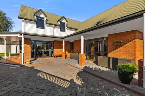 Photo of property in 6 Fencourt Place, Rototuna North, Hamilton, 3210