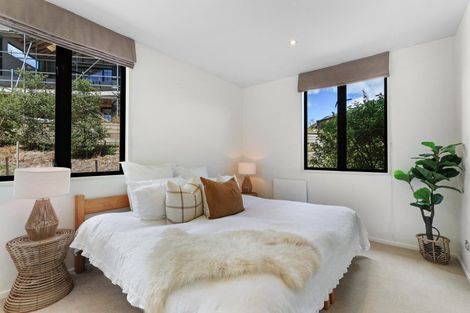 Photo of property in 16 Ellesmere Avenue, Jacks Point, Queenstown, 9371