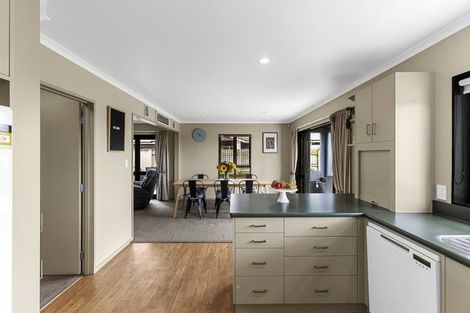 Photo of property in 9 Virginia Grove, Milson, Palmerston North, 4414