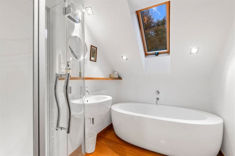 Photo of property in 215 Okuti Valley Road, Little River, 7591