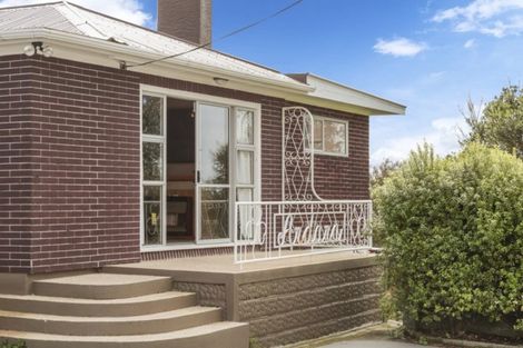 Photo of property in 17 Clyde Street, Ferndale, New Plymouth, 4310