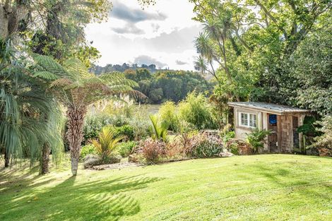 Photo of property in 19 Riverbank Road, Okoia, Whanganui, 4573
