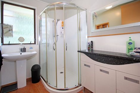 Photo of property in 8 Mataura Place, Clover Park, Auckland, 2019