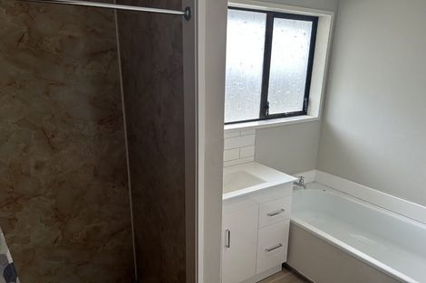 Photo of property in 2/34 Wilson Street, Islington, Christchurch, 8042