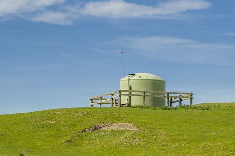 Photo of property in 210 Ongaonga Road, Waipawa, 4272