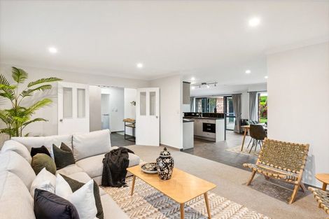 Photo of property in 170 Milne Drive, Paraparaumu, 5032