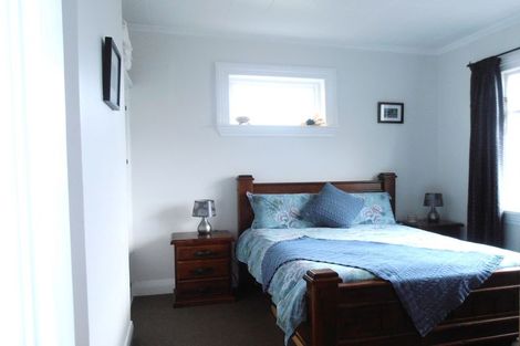 Photo of property in 4 Avenue Road, West End, Timaru, 7910