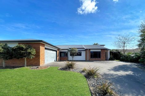 Photo of property in 5 Badminton Court, Huntington, Hamilton, 3210