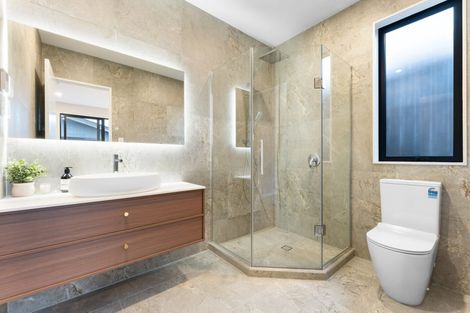 Photo of property in 17 Tamaota Terrace, Wainui, 0992