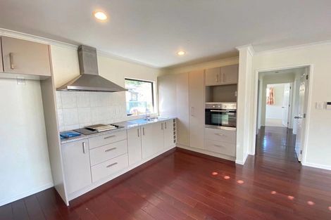 Photo of property in 25 Alidade Place, Massey, Auckland, 0614