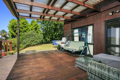 Photo of property in 10 Camilla Grove, Totara Vale, Auckland, 0629