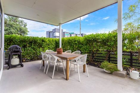 Photo of property in 37 Wallace Road, Hobsonville, Auckland, 0616