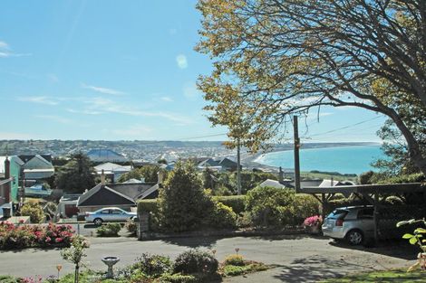 Photo of property in 33 Avon Street, South Hill, Oamaru, 9400