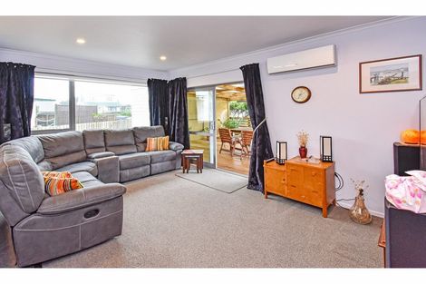 Photo of property in 14 Cordyline Road, Port Waikato, Tuakau, 2695