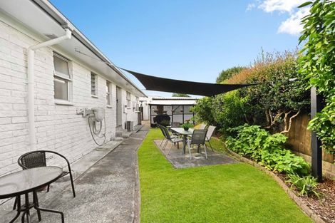 Photo of property in 30 Rhonda Avenue, Deanwell, Hamilton, 3206