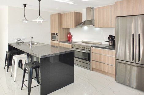 Photo of property in 17 Oxnam Place, Foxton Beach, Foxton, 4815