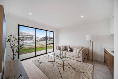 Photo of property in 17 Kaitiaki Drive, Clarks Beach, 2122