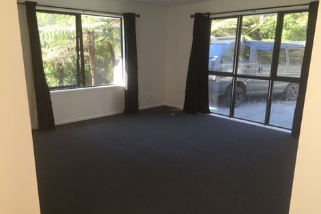 Photo of property in 12 Bendalls Lane, Oratia, Auckland, 0604