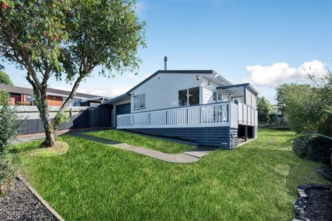 Photo of property in 43 Aldern Road, Massey, Auckland, 0614
