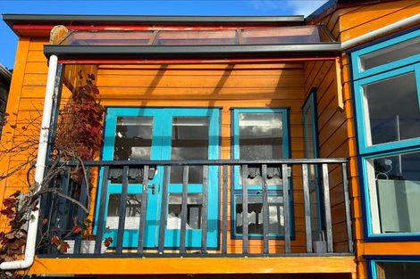 Photo of property in 5 Mcintyre Avenue, Mount Victoria, Wellington, 6011