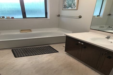 Photo of property in 14 Corwen Place, Mayfair, Hastings, 4122