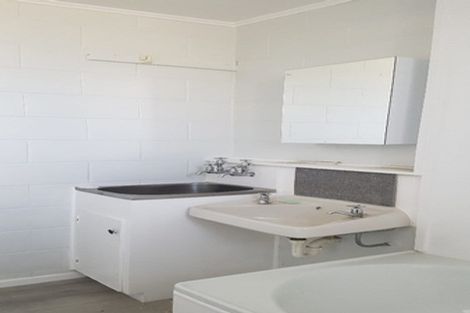 Photo of property in 46 Awamutu Grove, Waiwhetu, Lower Hutt, 5010