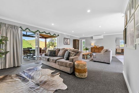 Photo of property in 120 Kaimata Road, Kaimata, Inglewood, 4390