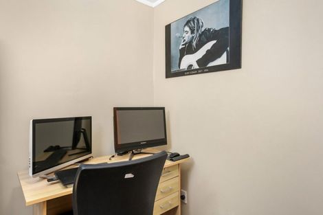 Photo of property in 19 Walton Road, Paraparaumu Beach, Paraparaumu, 5032