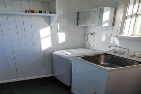 Photo of property in 39 Auburn Avenue, Upper Riccarton, Christchurch, 8041