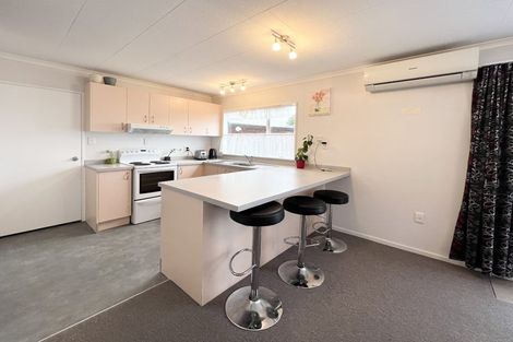 Photo of property in 1/19 Hauraki Crescent, Pinehill, Auckland, 0632