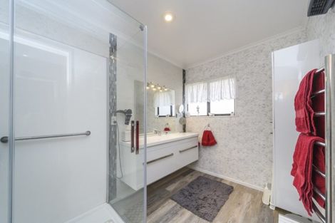 Photo of property in 12a Fraser Court, Roslyn, Palmerston North, 4414