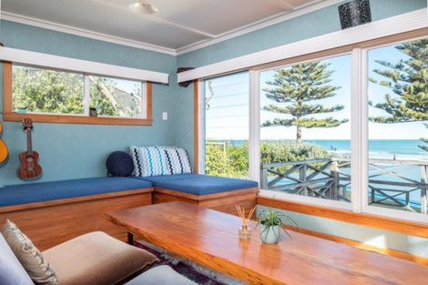 Photo of property in 12 Makorori Beach Road, Makorori, Gisborne, 4073