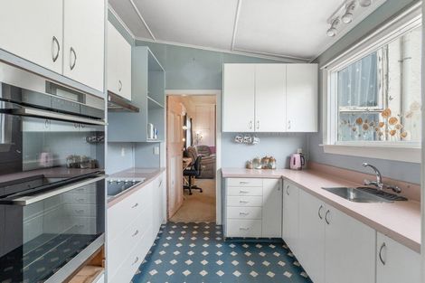 Photo of property in 65 Cutten Street, South Dunedin, Dunedin, 9012