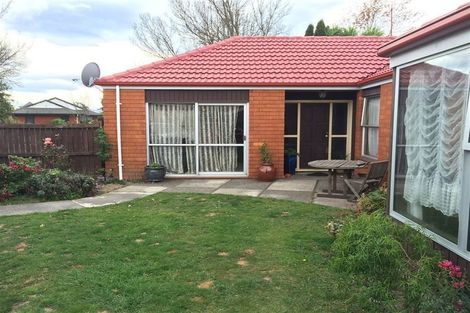 Photo of property in 21 Karnak Crescent, Russley, Christchurch, 8042