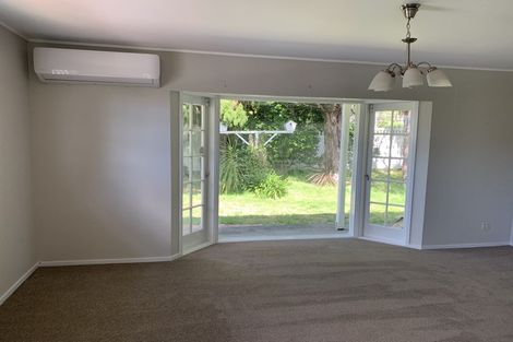 Photo of property in 1 Miltonia Avenue, Te Atatu South, Auckland, 0610