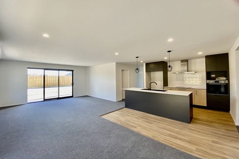 Photo of property in 26 Eileen Way, Rolleston, 7615