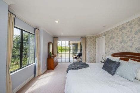 Photo of property in 5 Kilkenny Place, Fitzherbert, Palmerston North, 4410