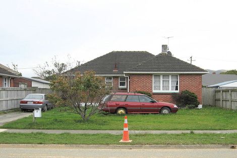 Photo of property in 67 Hewer Crescent, Naenae, Lower Hutt, 5011