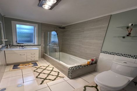 Photo of property in 500 Swanson Road, Ranui, Auckland, 0612