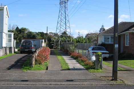 Photo of property in 25a Sandbrook Avenue, Otara, Auckland, 2023